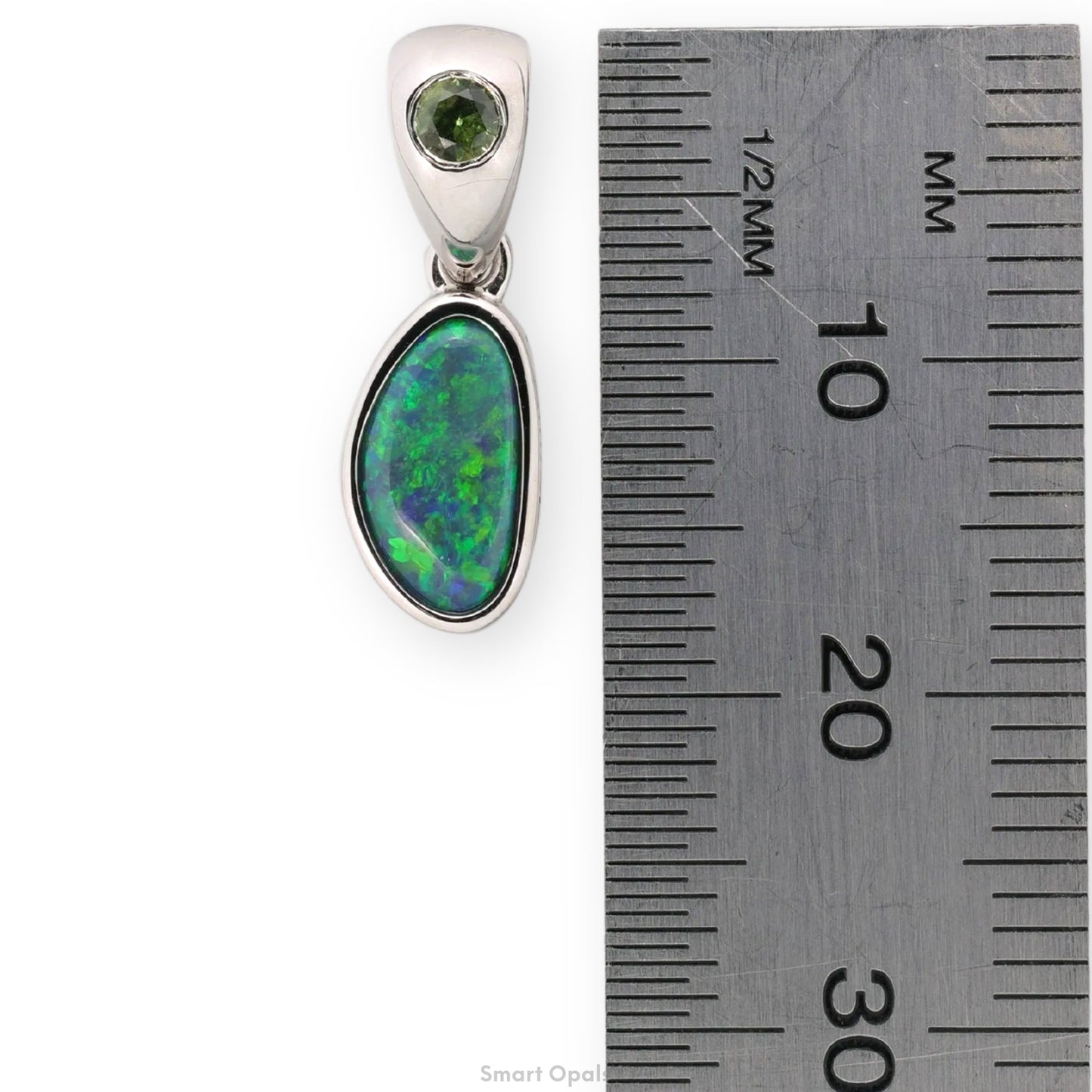 Lightning Ridge Sapphire Pendant 0.73 cts 33169
